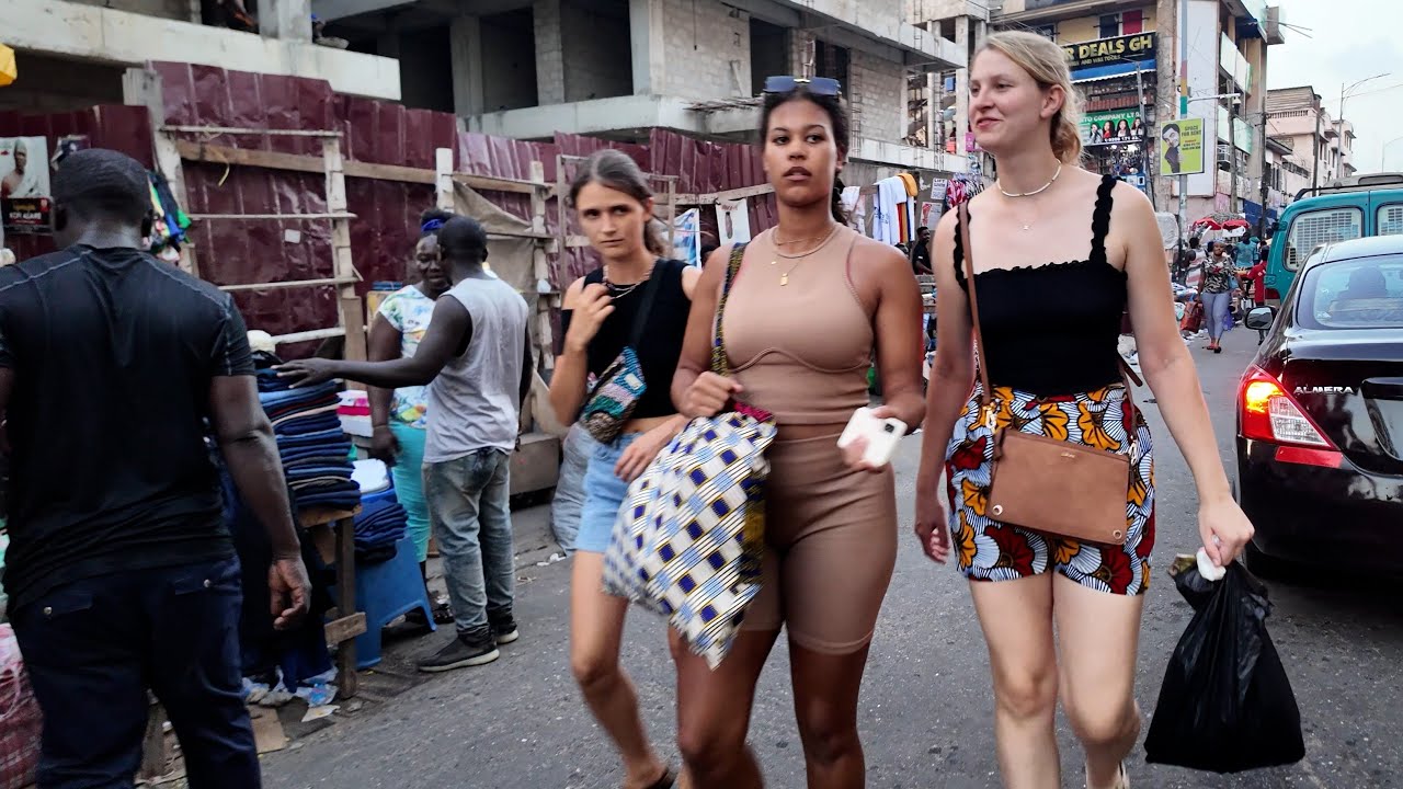 AMAZING NIGHT WALK THROUGH AFRICA STREET MARKET GHANA ACCRA