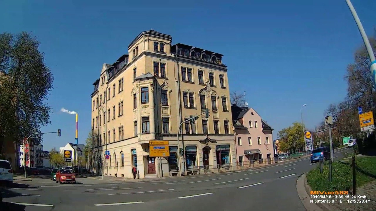 D: Chemnitz. Fahrt von der Innenstadt stadtauswärts auf der B173. April 2019