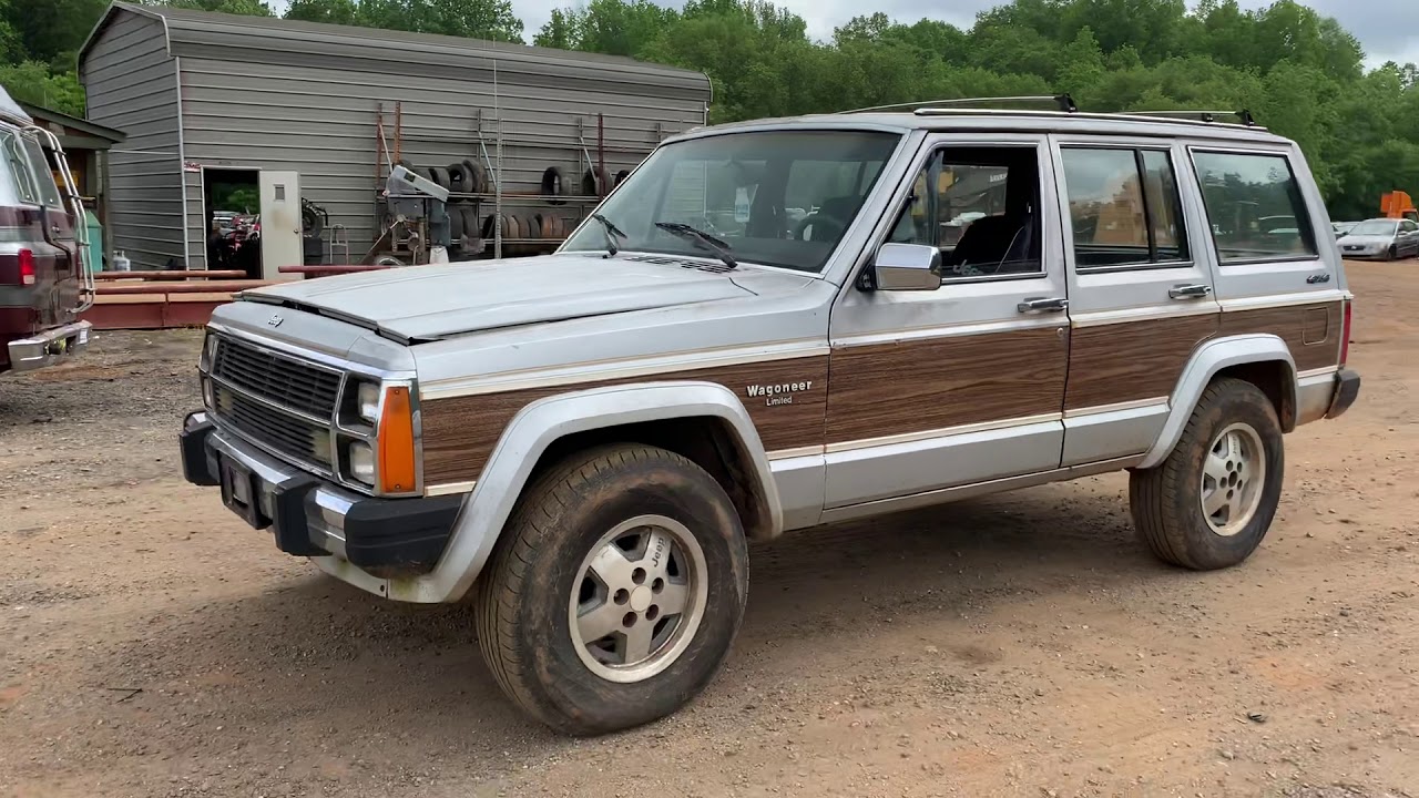 PART TWO! Scrapyard Rescue Wagoneer RUNS!