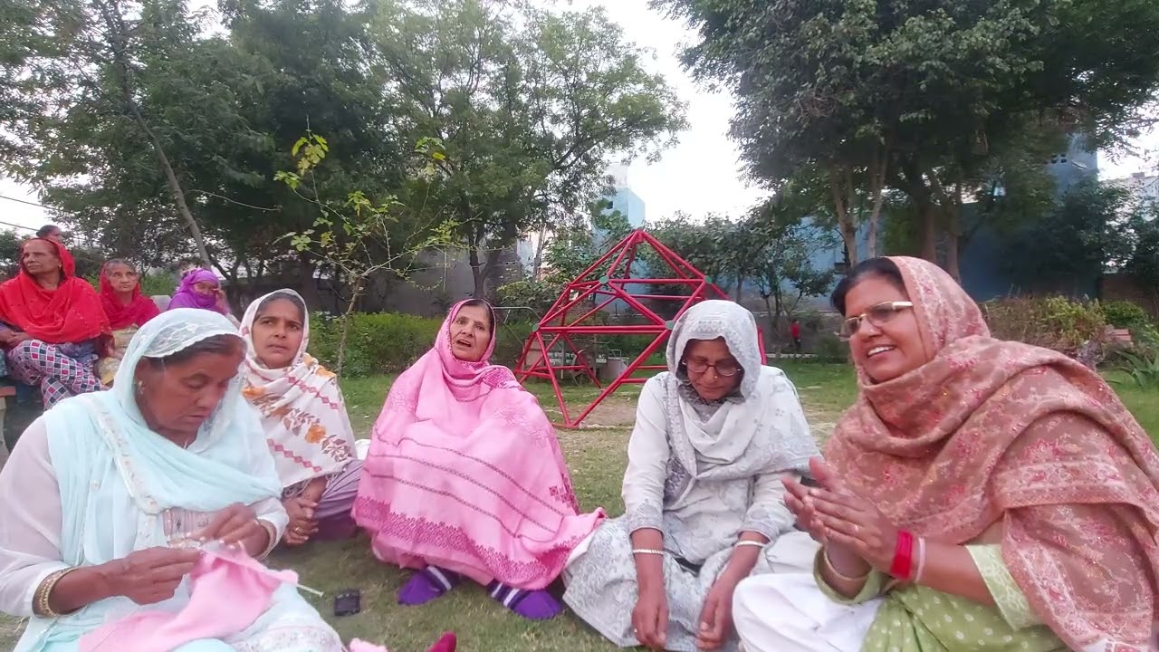 भजन 🙏🏻🙏🏻सारी कटठी हो लयों ऐ सखियों करो सत्संग की त्यारी, एक दिन ऐसा आवेगा पाटागे न्यारी न्यारी 🙏🏻🙏🏻