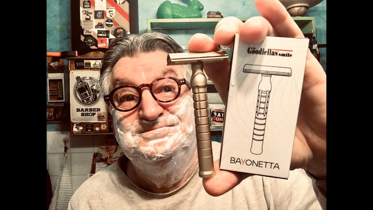 First shave : The Goodfellas Smile 