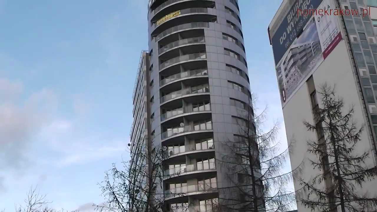 Krak&oacute;w Salwator Tower od zaplecza