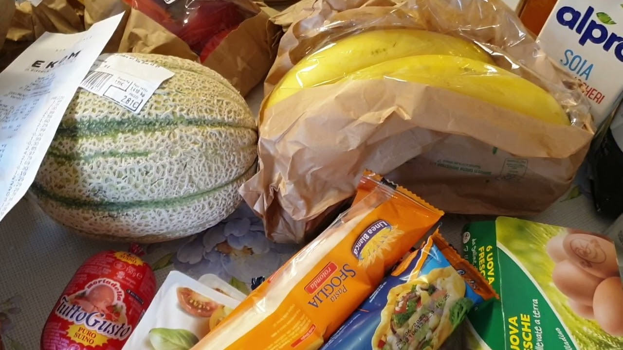 Svuota la spesa economica famiglia di 4 persone