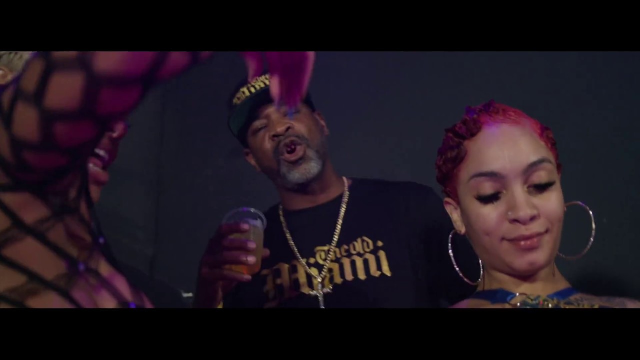 JT Money Feat. Shawn Jay of Field Mobb - Weak (Official Music Video)