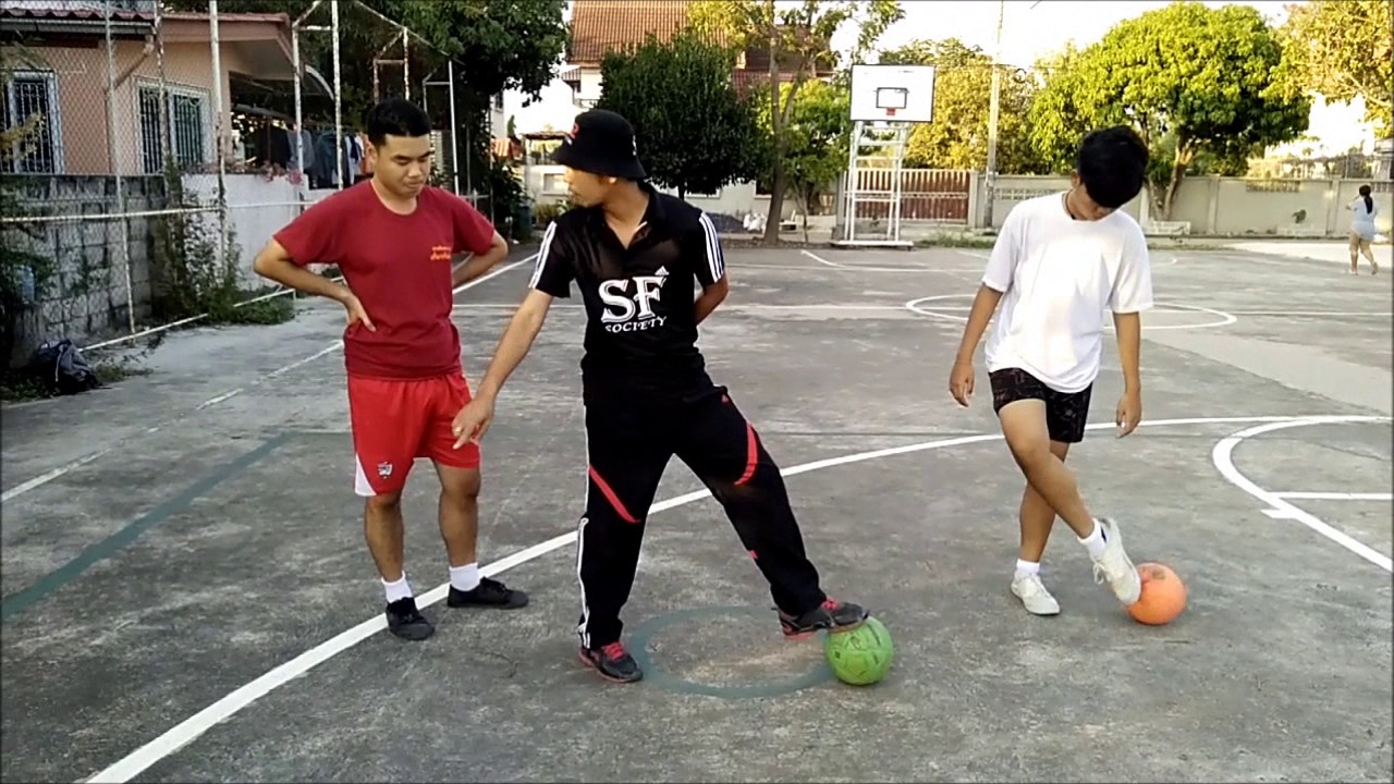 KOZ สอนสตรีทฟุตบอลฟุตซอล สอนการดึงจังหวะคู่ต่อสู้ด้วยเทคนิค stick