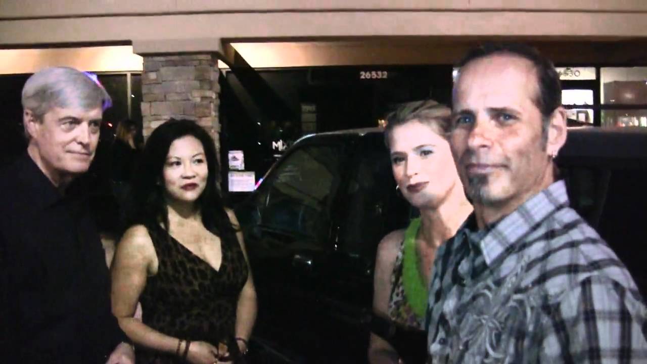 Kristy Swanson stops by Mixers Lounge