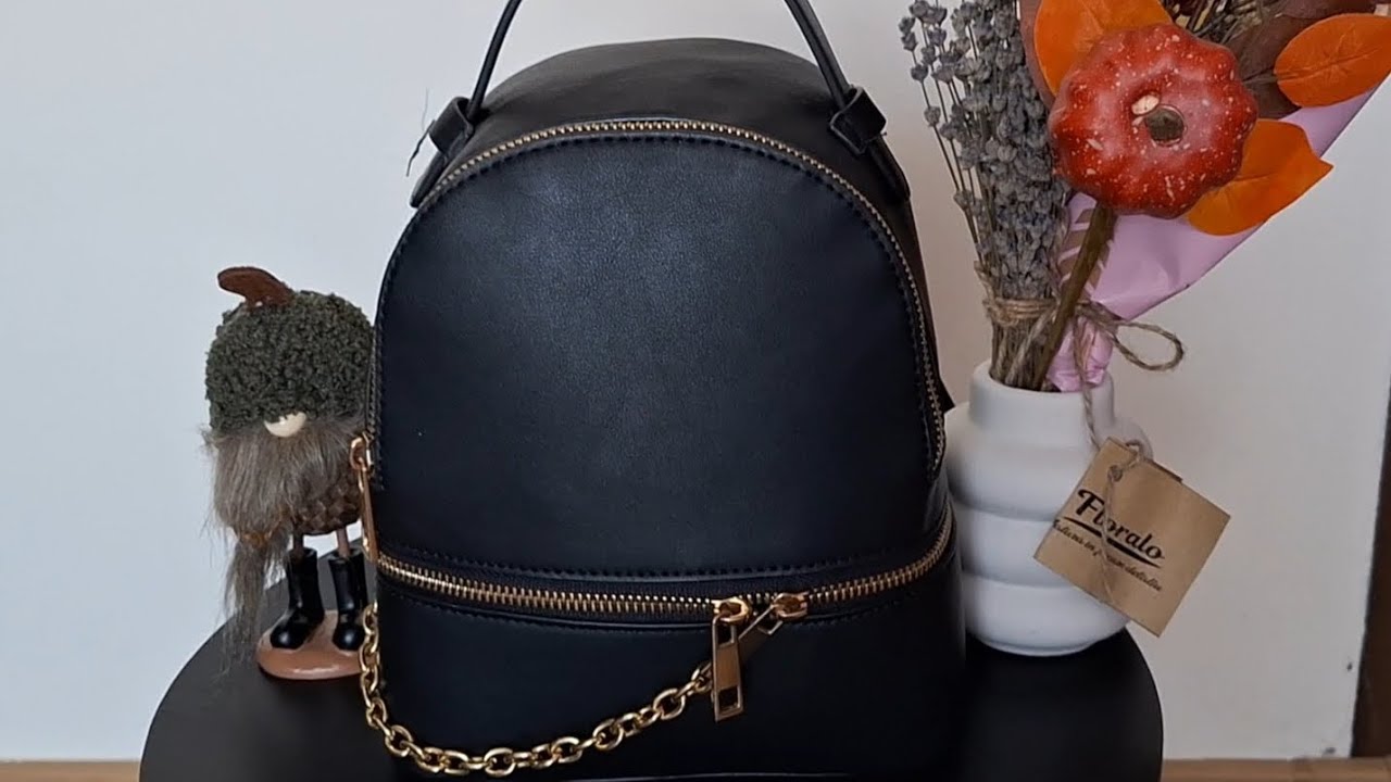 Ce se află in geanta mea👜
