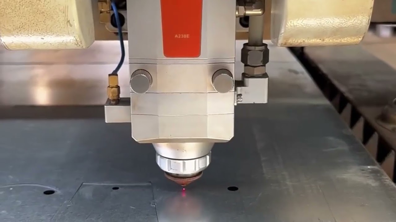 Corte L&aacute;ser CNC de Alta Precisi&oacute;n | Sello Estructural