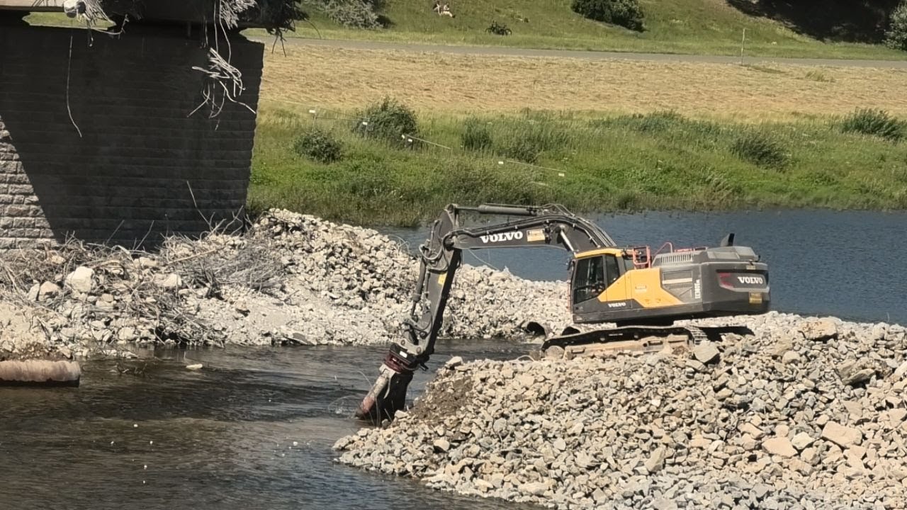 Vorbereitungen für den weiteren Abriss der Carolabrücke #dresden   Update 19.06.2025