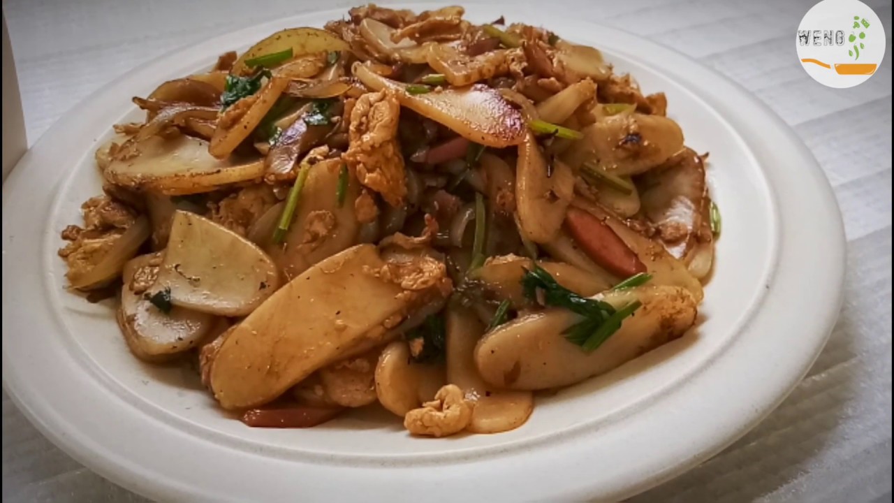 炒白粿/stir fried rice cake/    芹菜是我的最爱！#炒白粿#炒年糕#福州白粿干