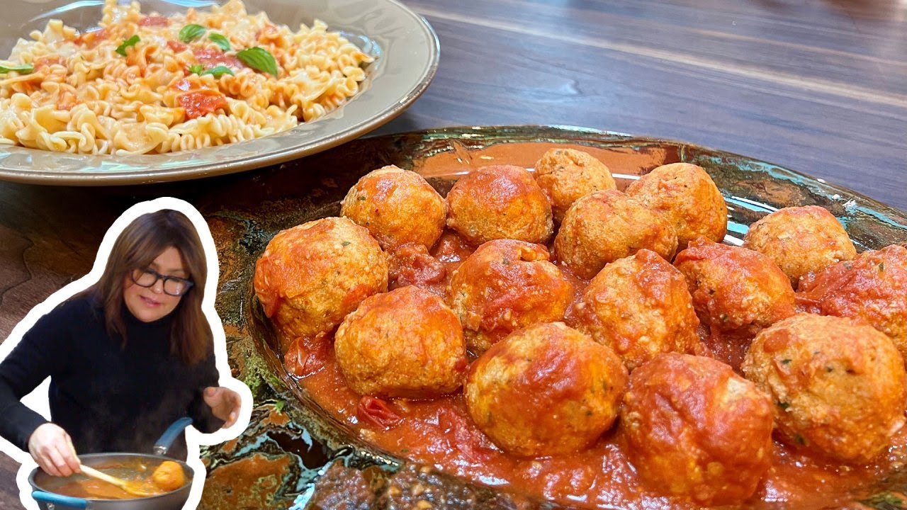 How to Make Ricotta Dumplings and Mafalde | Rachael Ray
