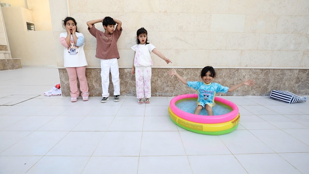 ساره ترفض انهم يسبحون معها ! ليلى