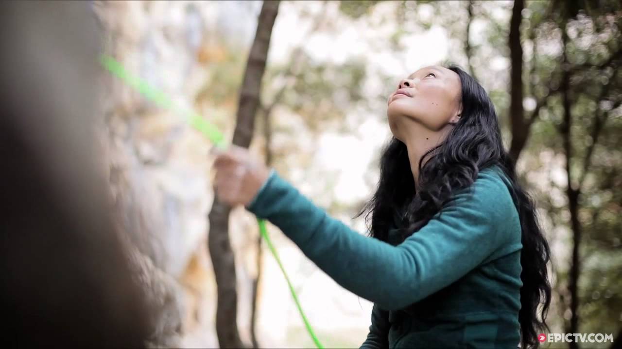 Daila Ojeda And Olivia Hsu Unwind On The Tufa Lines Of Mallorca | #MallorcaGirlsTrip, Ep. 1