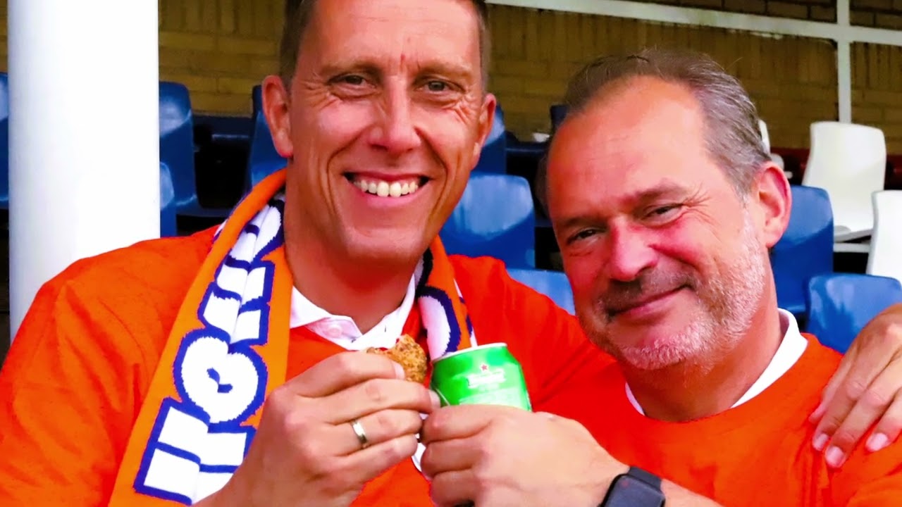 Alexander Wagener in gesprek met Corn&eacute; van Doorn   Hoofdtrainer S V Honselersdijk