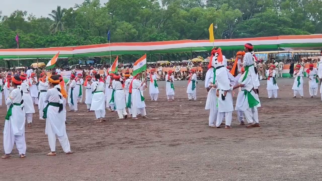 INDEPENDENCE DAY DANCE PERFORMANCE BY STUDENTS OF KSP @ LALBAGH PARADE GROUND JAGDALPUR 