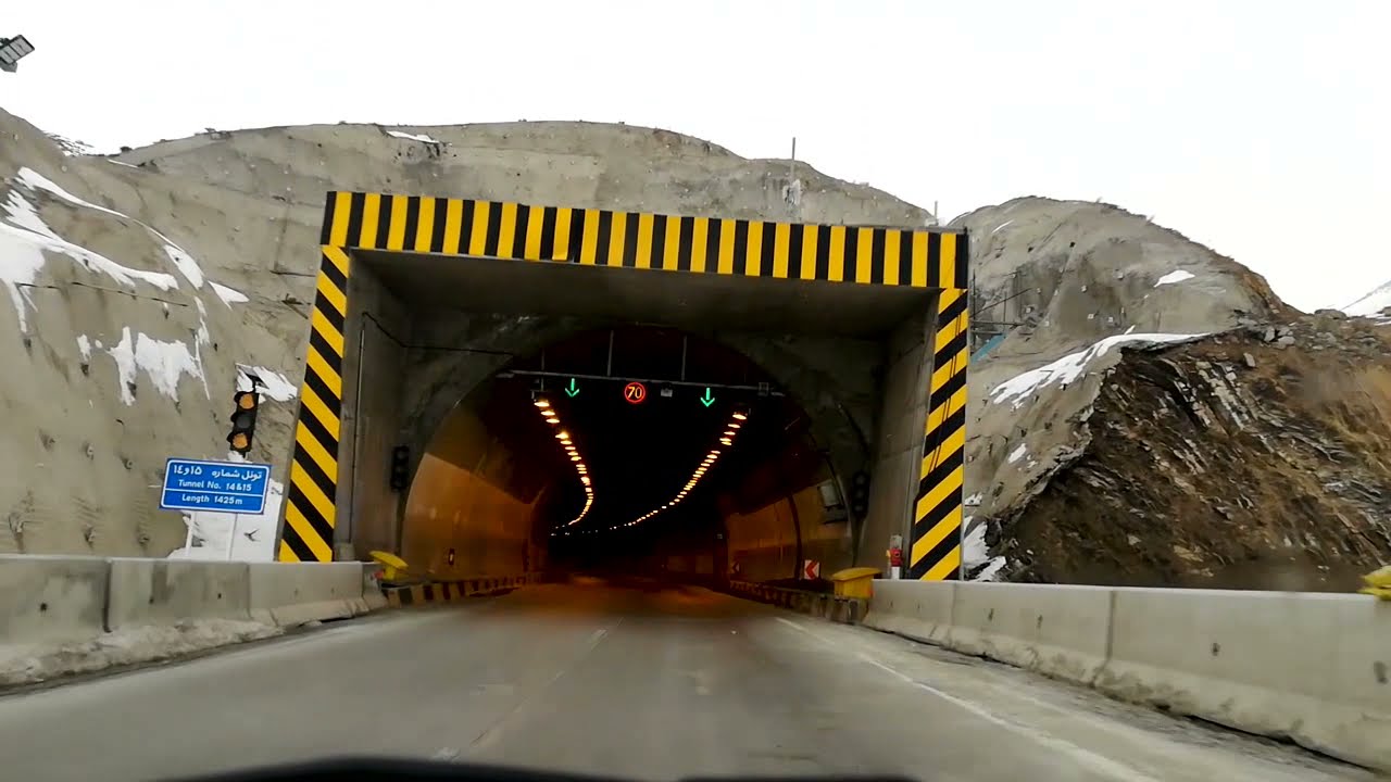 Driving in Chalus road Iran in winter جاده چالوس ایران در زمستان ( آزادراه  تهران شمال تونل البرز )