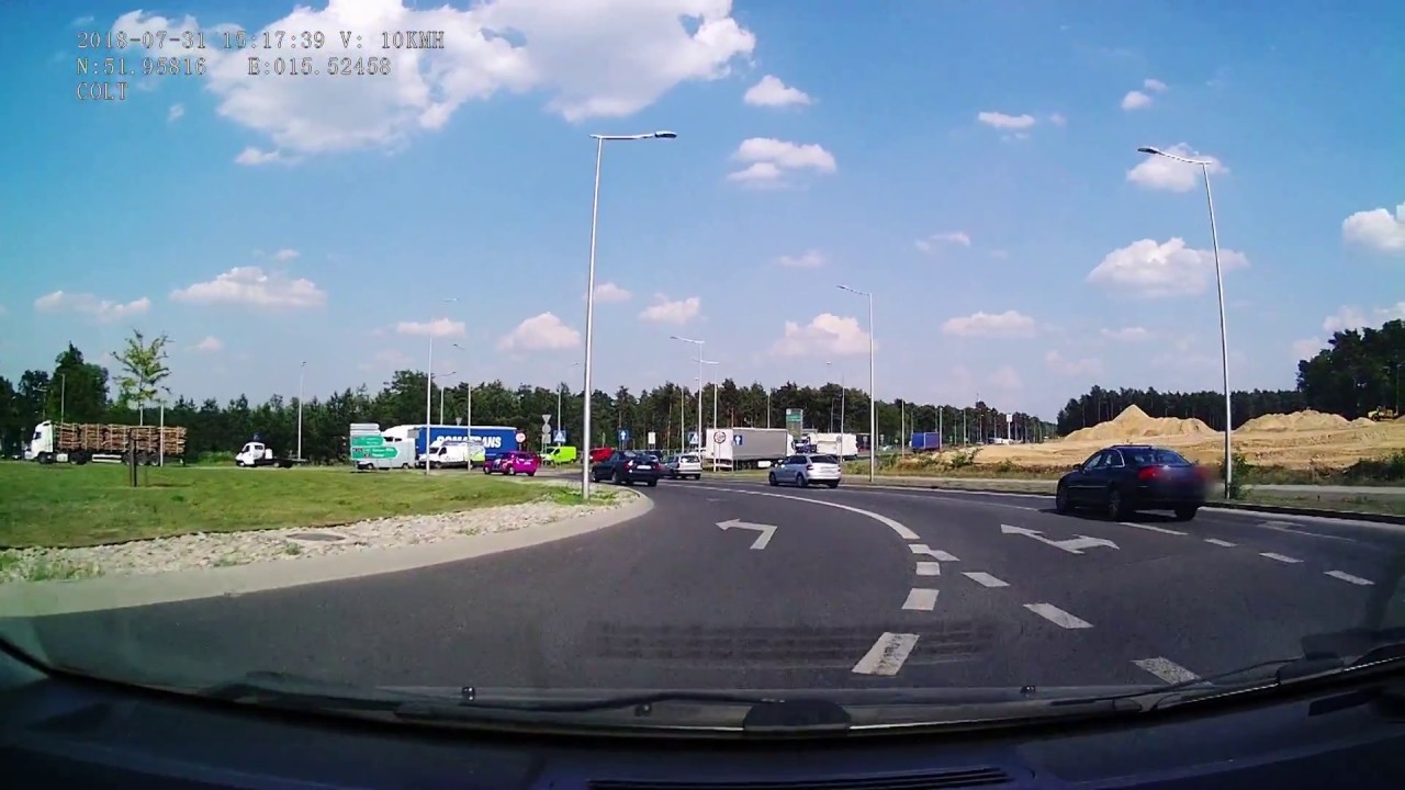 Wymuszenie pierwszeństwa na rondzie turbinowym