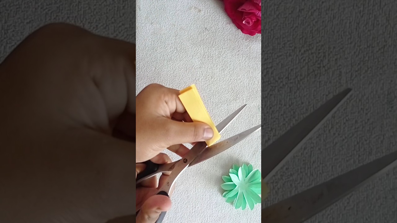 Wall hanging 💛💚 #shorts #shortvideo #youtubeshorts #diy