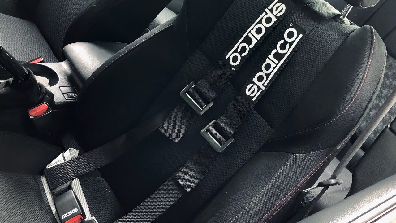 SPARCO Clubman Black 4-Point HARNESS INSTALL
