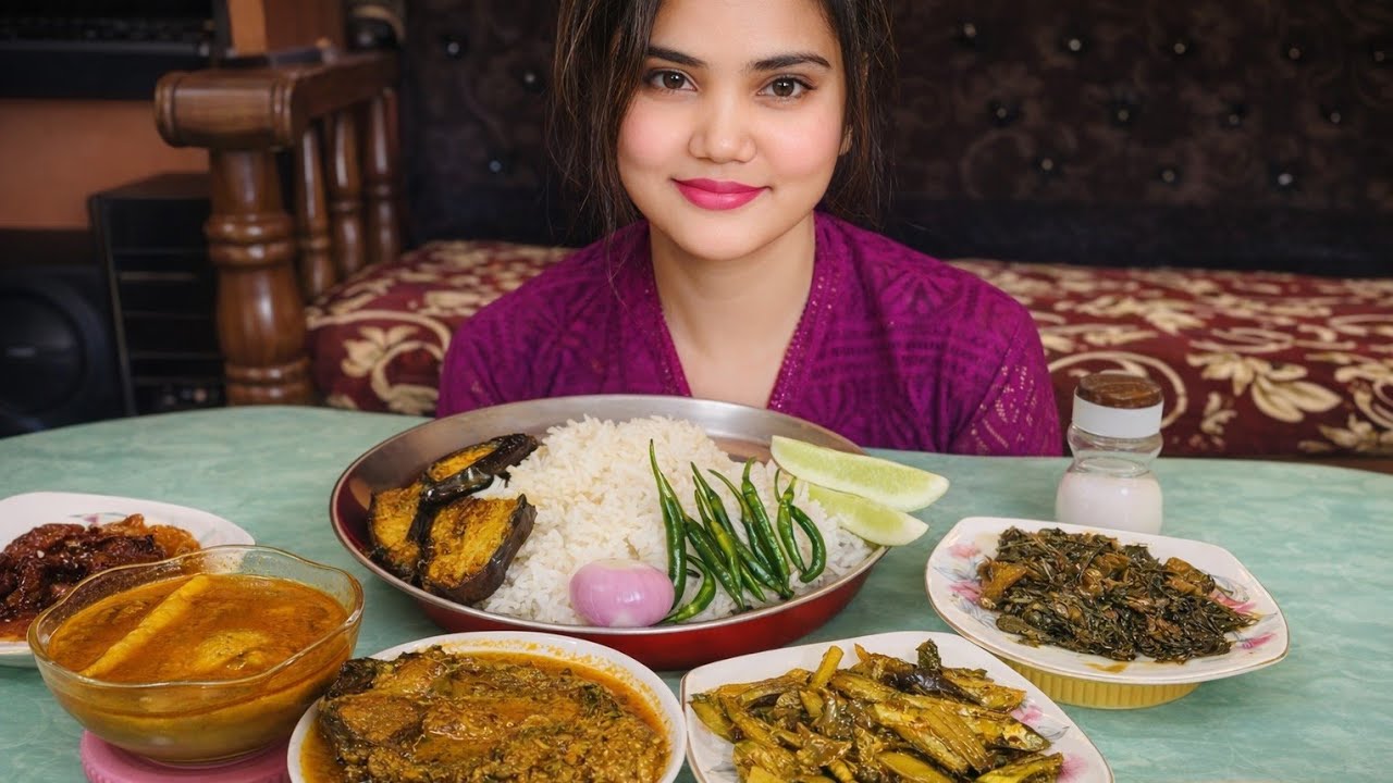 Big Bites,Eating Rice with Spicy Katla Machher Jhol🔥Mairala Mach Chorchori and Palang Shaak Bhaja!