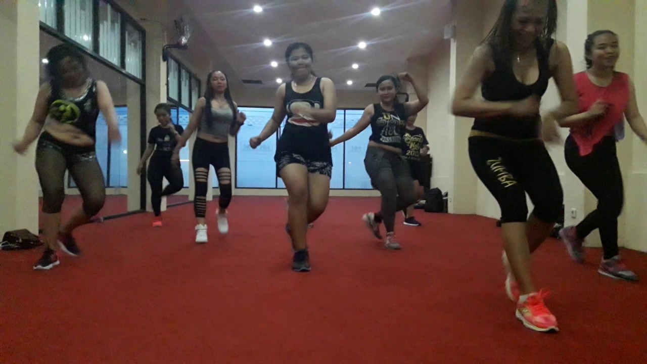 Dimelo by Marc Anthony - Zumba Fitness Choreo
