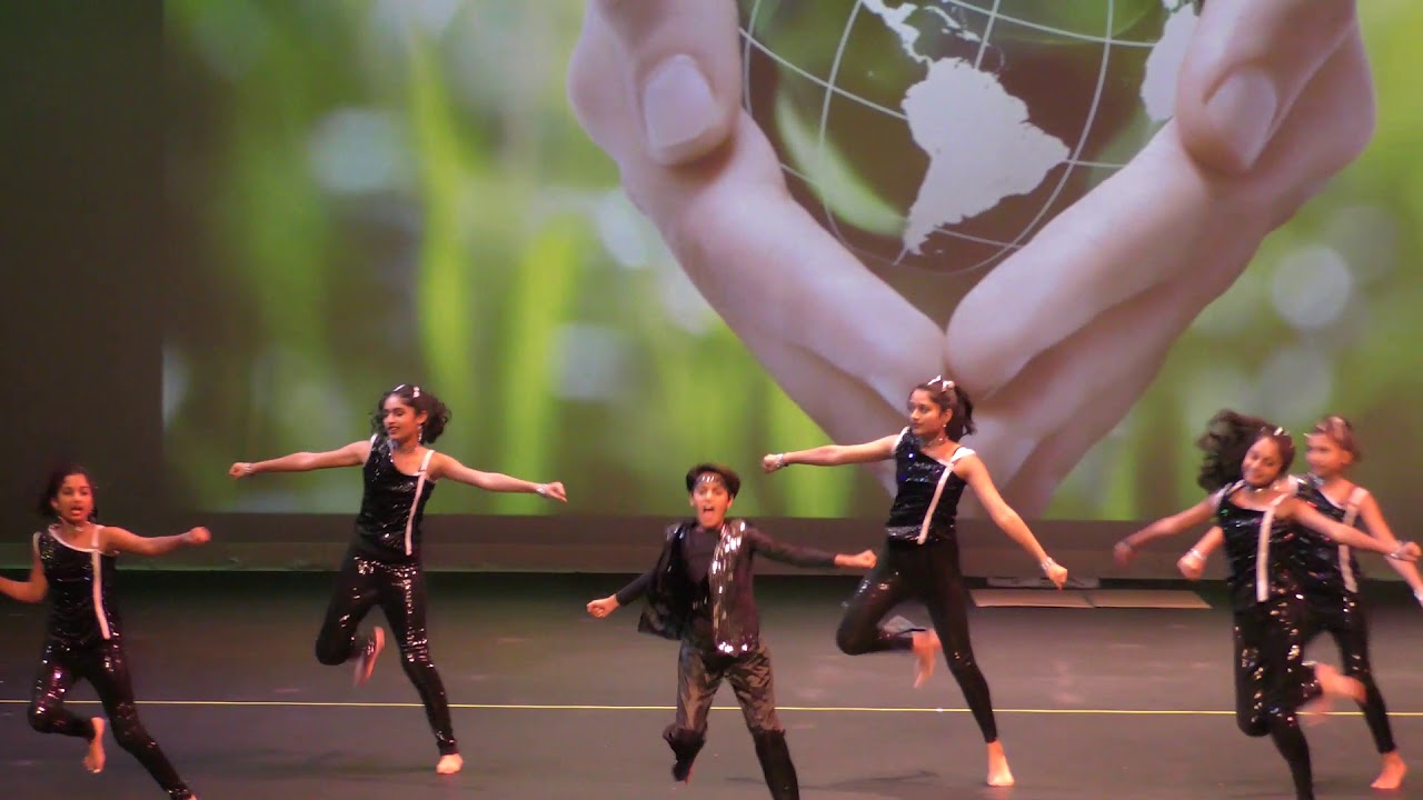 Say No To Plastic Dance - Nache Mayuri's Group @ AIA Group Dance Competition, 2018