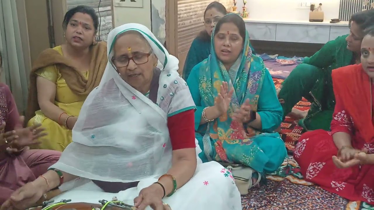 ❤️🐘सब देवों ने फूल बरसाए गजराज गजानन aaye 🥰🙏#bhajan #ganpati #bhaktisong #viralvideo #trending #like