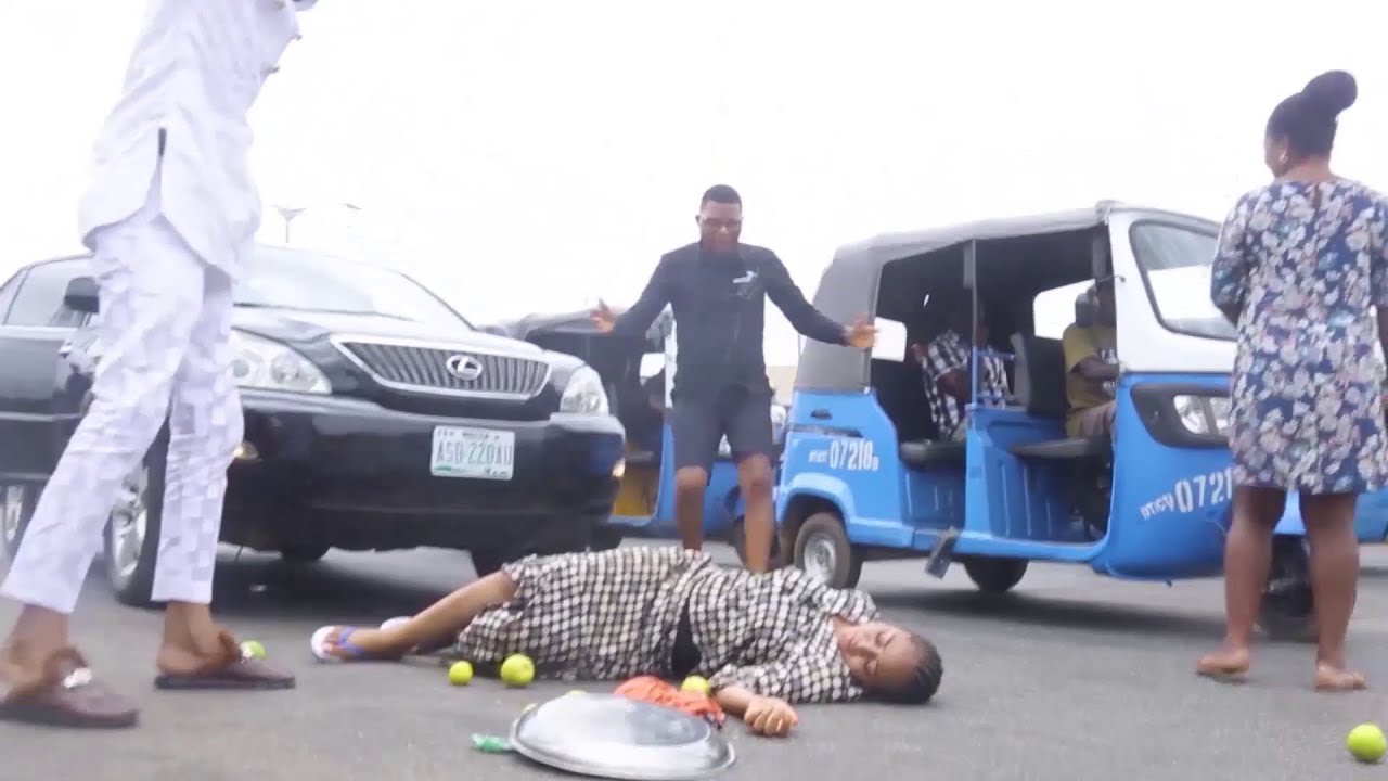 He Left The City Find A Good Wife When He Accidentaly Ran Into A Poor Orange Seller & Fell iIn Love
