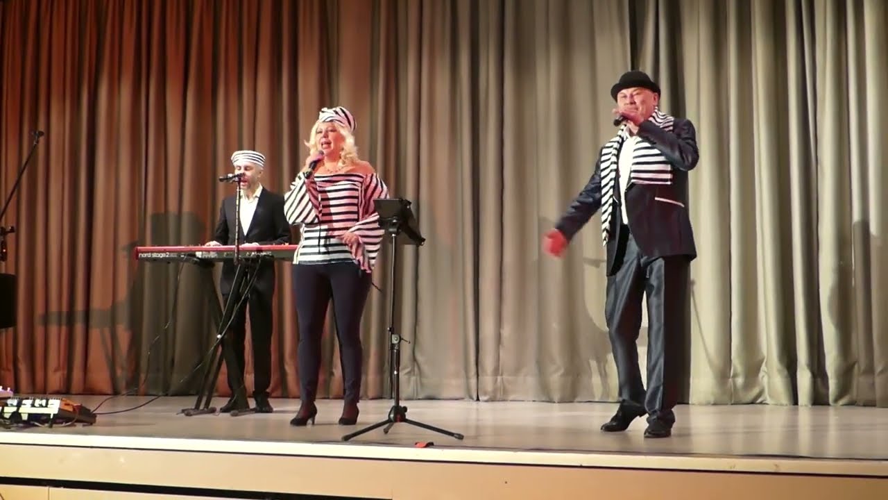 Wir wollen tanzen, nicht nur 1, 2, 3 Eddy & Lada Konzert in Berlin 10 März 2026