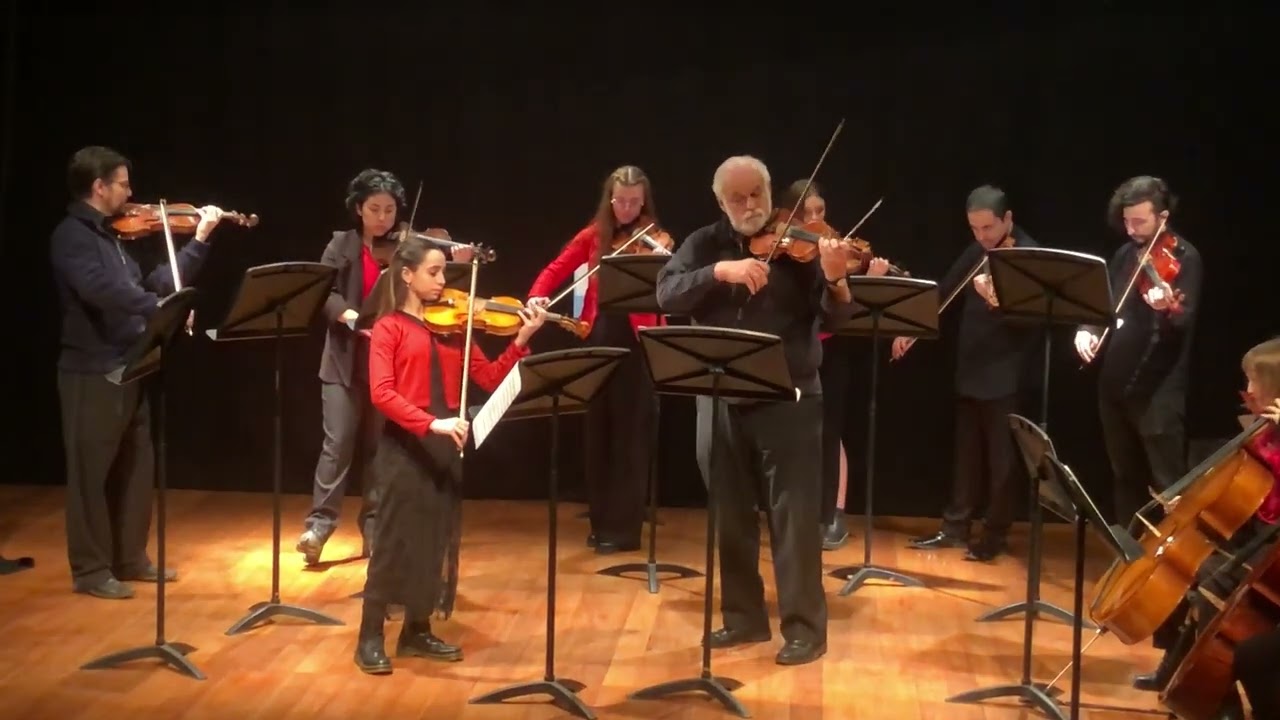 Concierto para dos violines de J. S. Bach Lucia De Santis y Alejandro Beraldi.