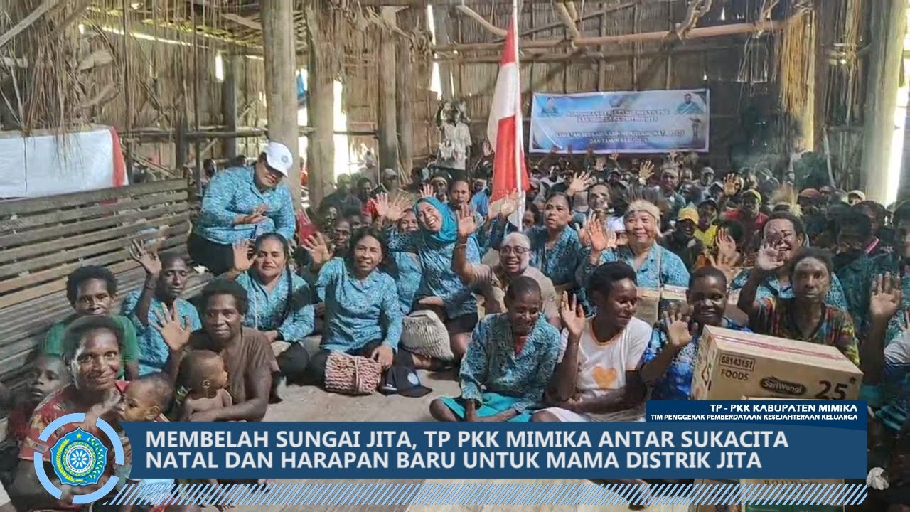 Membelah Sungai Jita, TP PKK Mimika Antar Sukacita Natal dan Harapan Baru Untuk Mama Distrik Jita