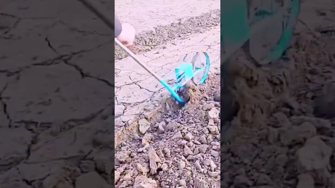 Manual agricultural tools for loosening the soil quickly #farming #shorts