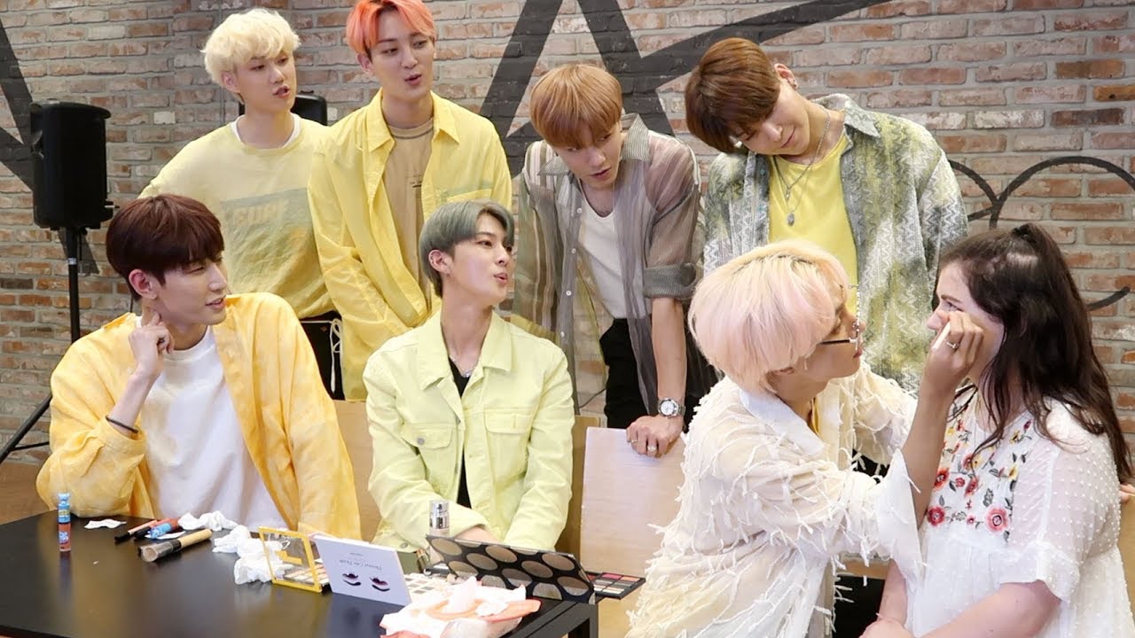 💄When your favorite Kpop group gives you a makeup (VAV) | Q2HAN