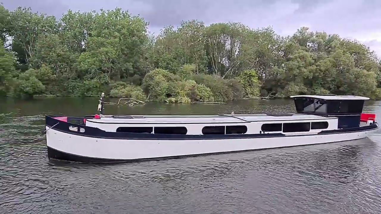 Tyler Wilson - Finesse Bespoke 70' x13' Brigantine  Barge  2018 21.3 m. Reading RG4 9RA