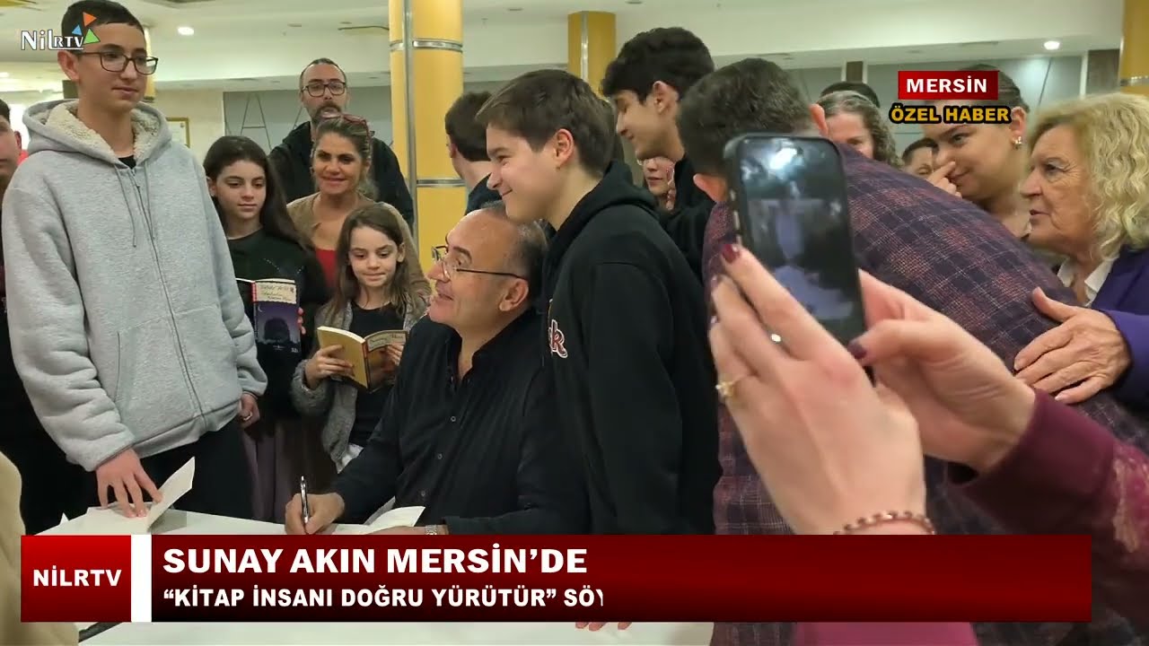 Sunay Akın Mersin’de Kitapseverlerle Buluştu