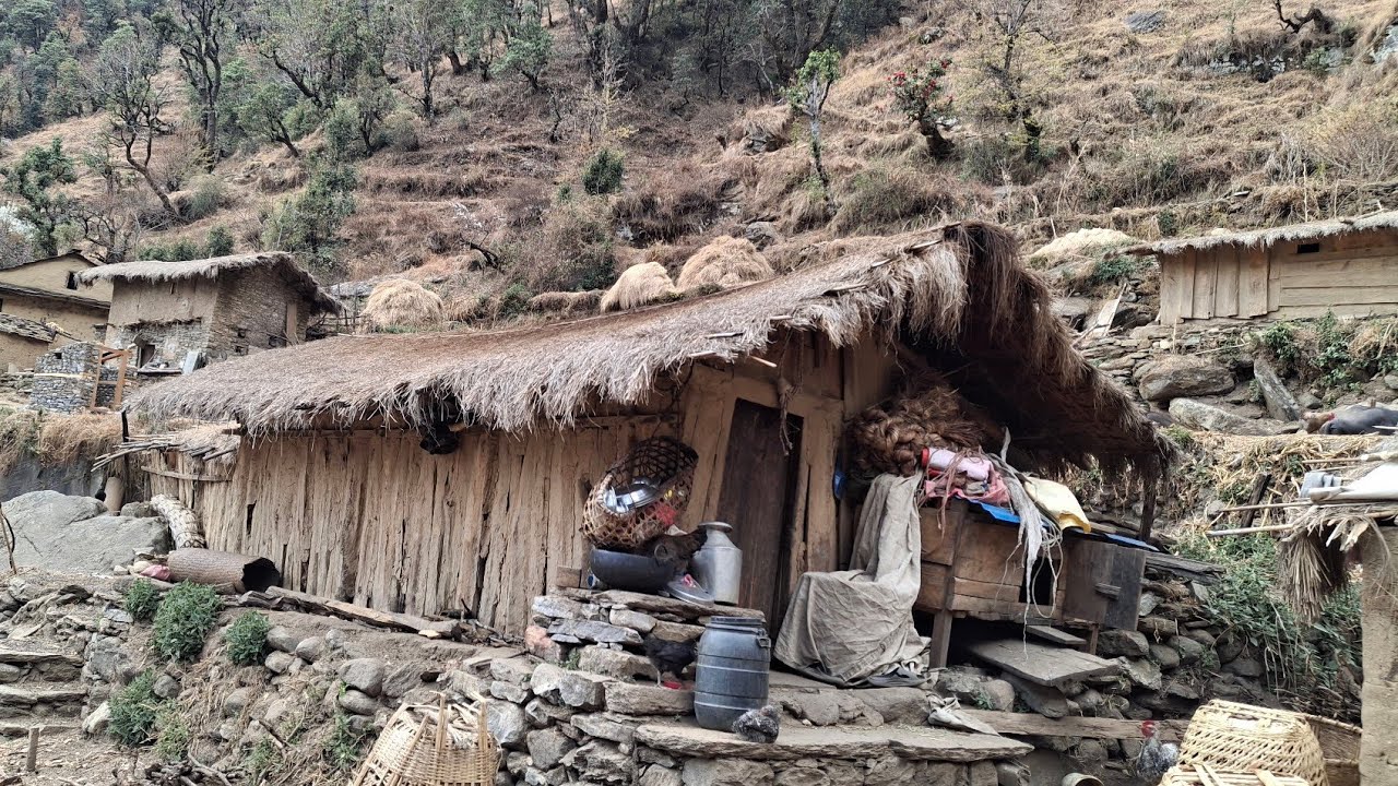 Unspoiled Beauty Nepali village Lifestyle || Beautiful Nepali People Naturally Daily Routine ||
