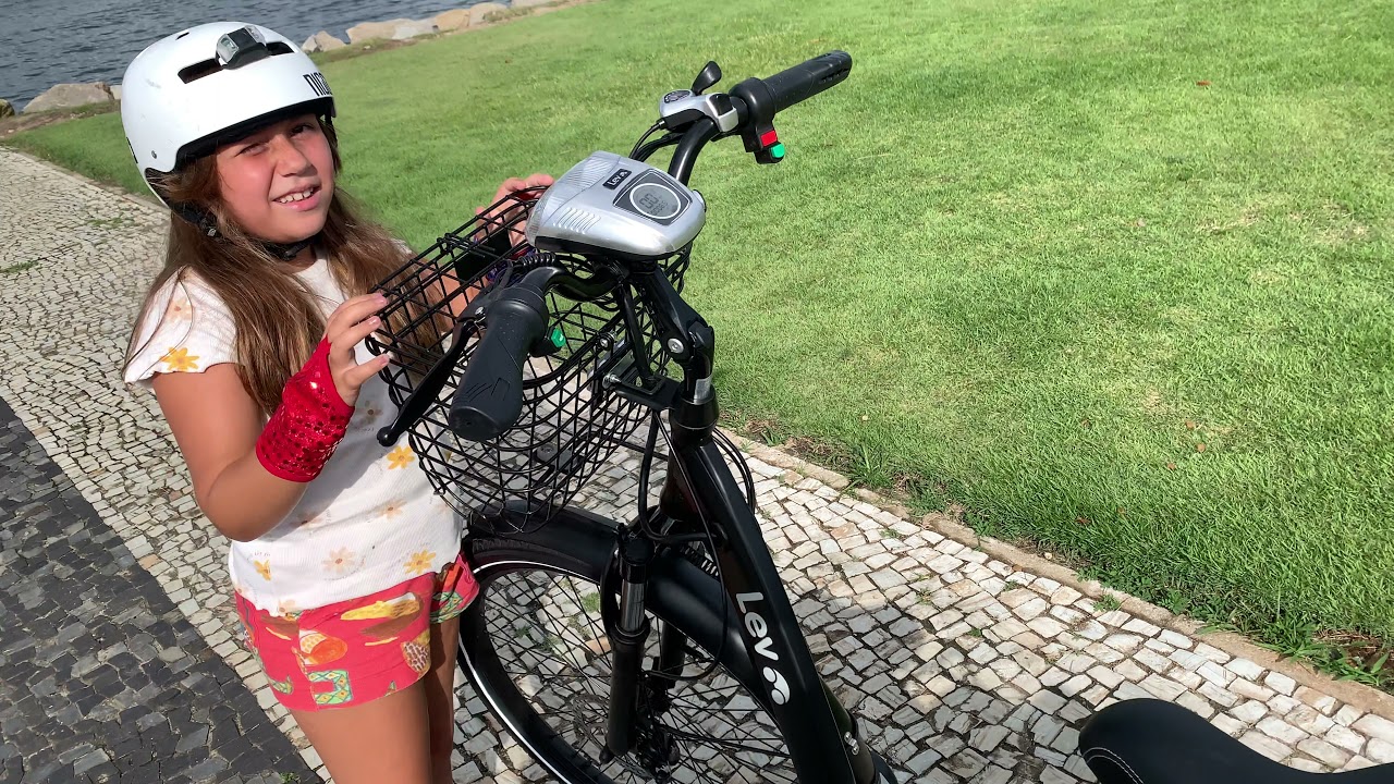 Review alegre da Bicicleta Elétrica Lev E-Bike L Plus (+)