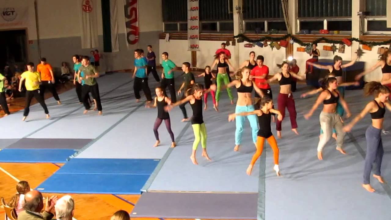 Weihnachtsturnen VGT 2012 - PKFR und Sportakrobatik Leistungsgruppe