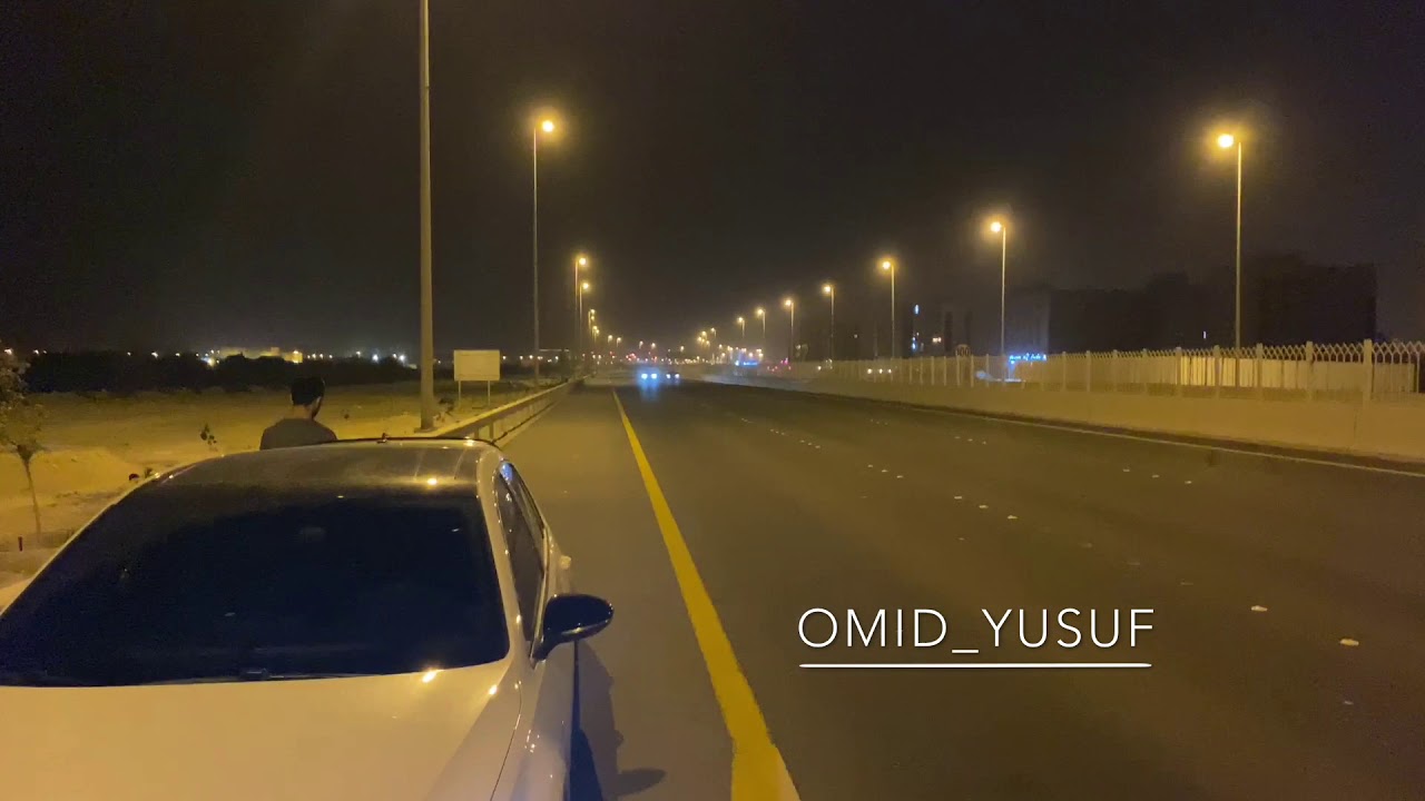 BMW M6 vs Charger Hellcat