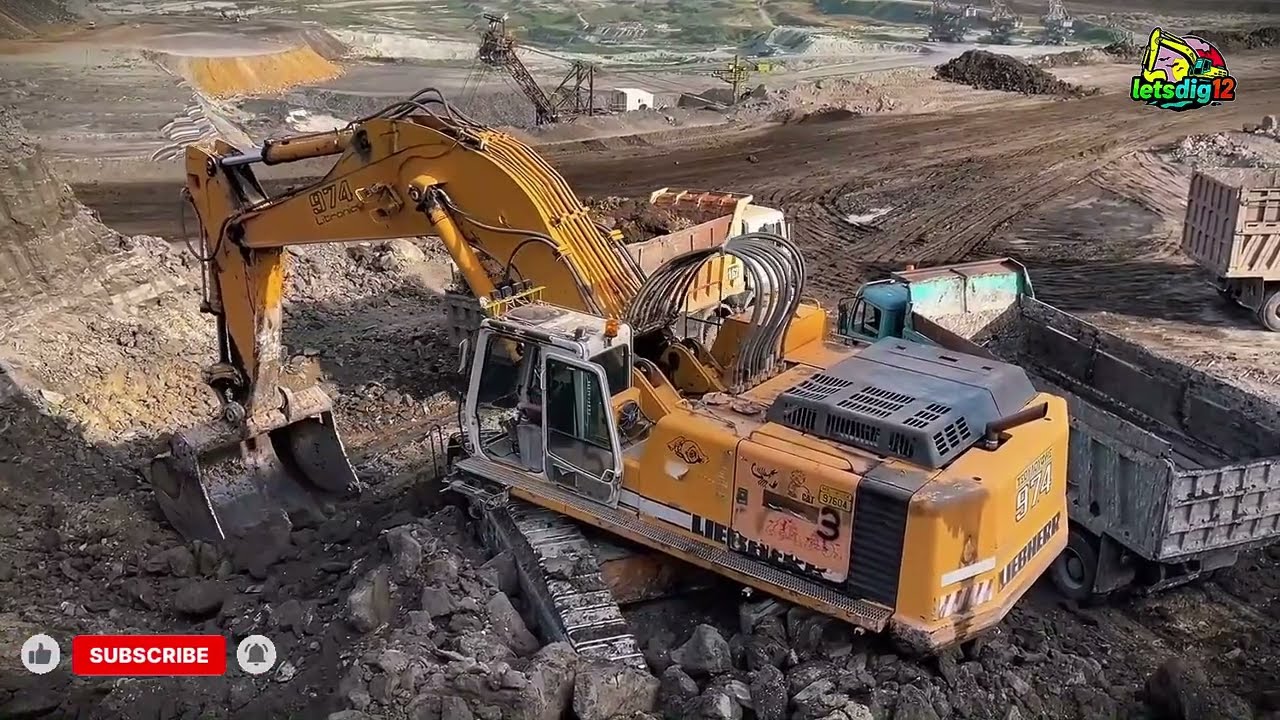FAST Two-Machine Loading: Liebherr 974 + CAT 6015B Filling Mercedes & MAN 4-Axle Trucks | 4K