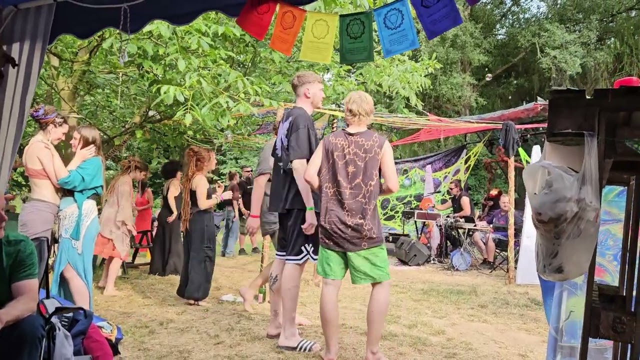 Namastèkk beim Mainufer Spirit