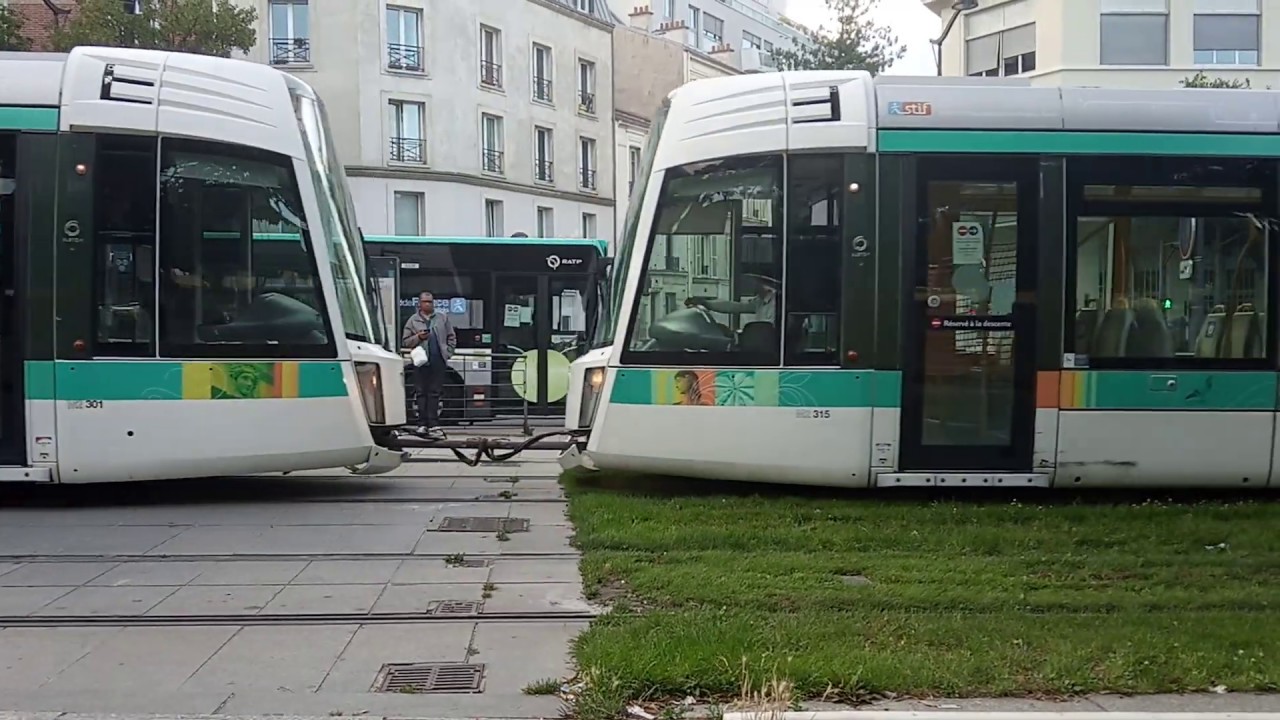Convoie de deux rames Citadis 402 du tramway T3a.