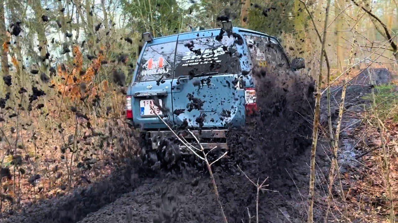 [OFF ROAD] Offroad Through Mud and Chaos! 🚙💨 Defenders vs Patrols vs Suzuki vs ...💥