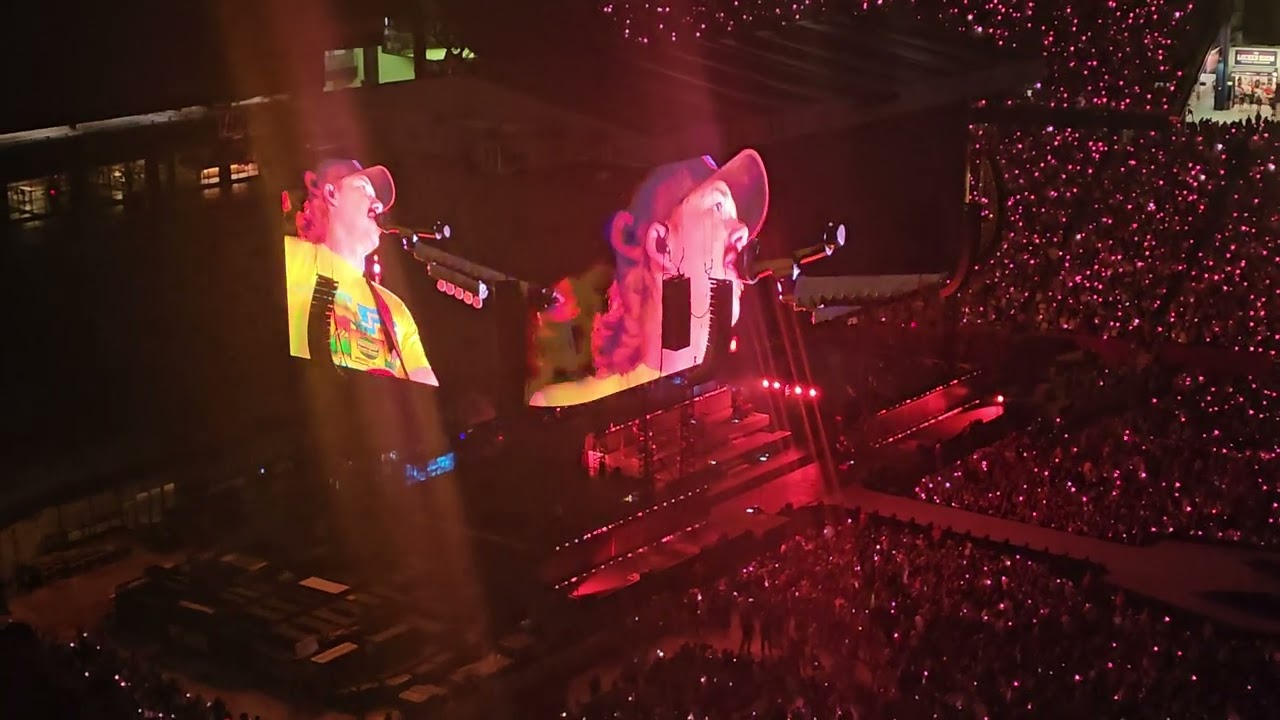 Morgan Wallen - Cover Me Up (live at Gillette Stadium August 23, 2025)