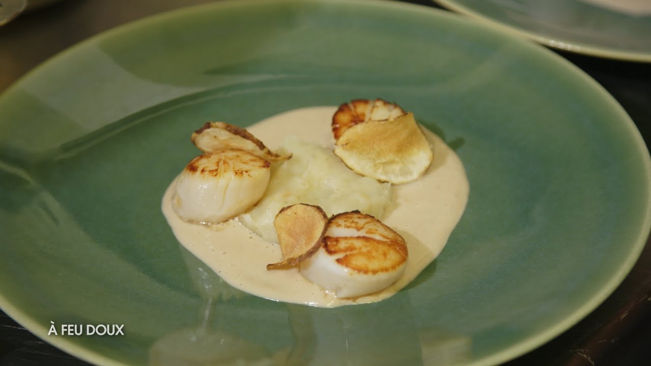 Noix de St Jacques, sauce châtaignes et purée de topinambours