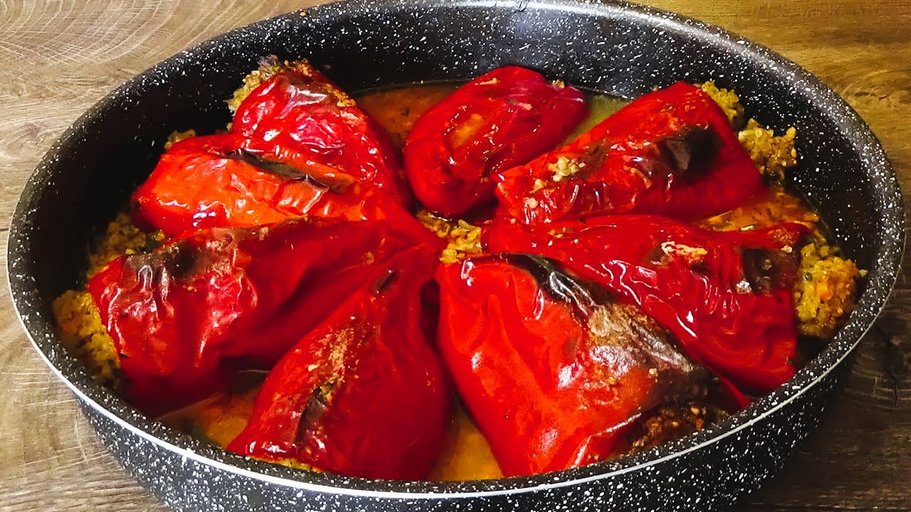 Фаршированный перец с каймой и булгуром. Невероятно вкусно!