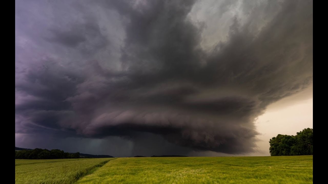 MONSTER - SUPERZELLE im ZEITRAFFER ! Zwischen Paris & Reims am 19. Juni 2021 - Timelapse / Supercell