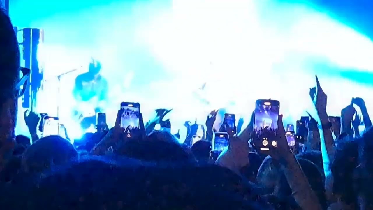 Inhaler - Who's Your Money On? (Electric Ballroom, Camden 20.05.23)