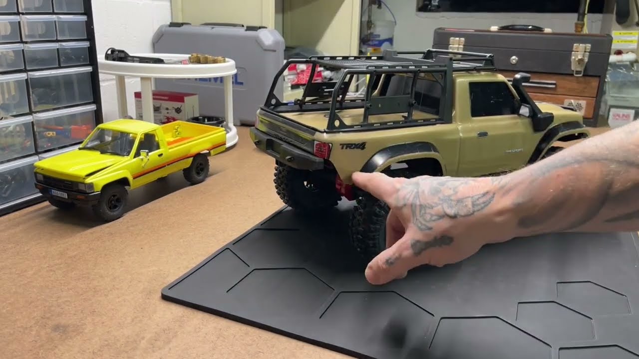Traxxas TRX4 Sport - Flipping the bumper mounts, trimming the body plus new tires.