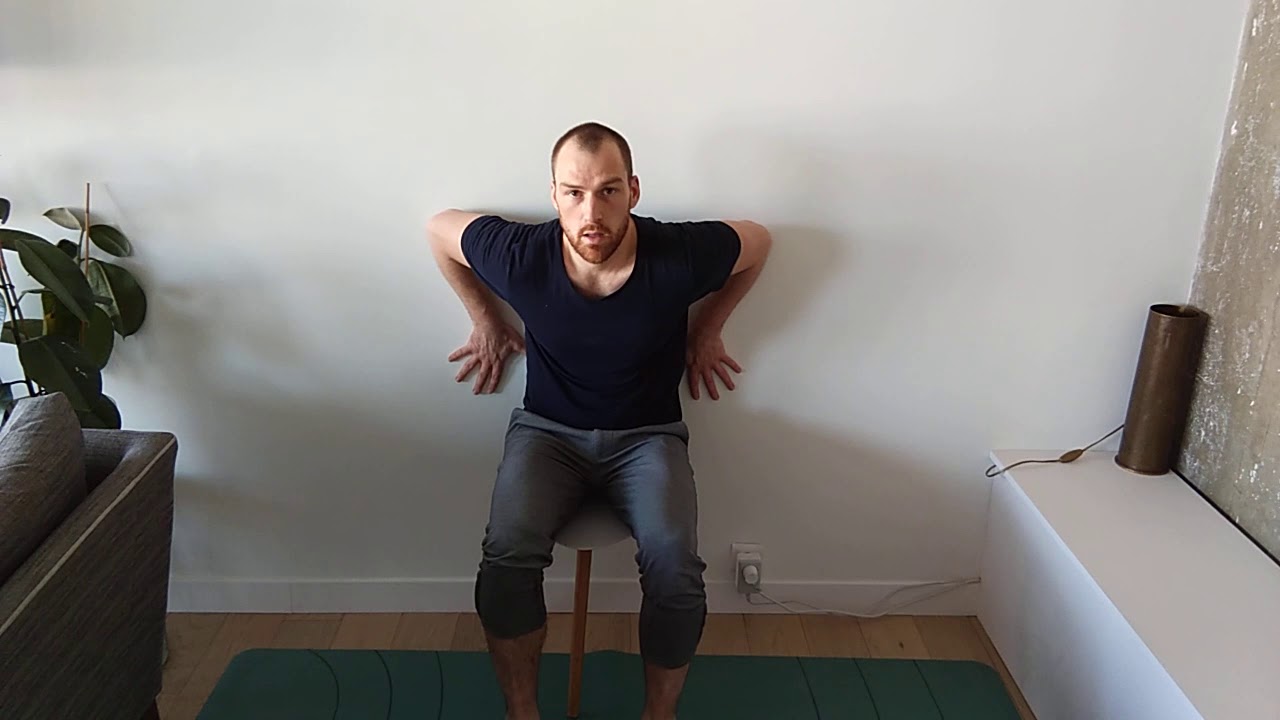 Squat dos au mur - gain en flexion de genou